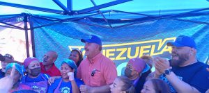 Gobernador Caldera acompaña despliegue de Mega Jornada "Venezuela Come Pescado" con 85 toneladas de proteína para el Zulia 3 WhatsApp Image 2026 03 30 at 5.53.54 PM