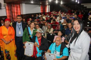 Más de 70 comunicadores populares homenajeados por la Gobernación y CLEZ 2 WhatsApp Image 2026 04 14 at 8.44.07 PM