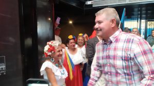 Gobernador Caldera dignifica a 170 adultos mayores del Zulia con entrega de certificados de formación artística 4 WhatsApp Image 2026 05 30 at 3.38.51 PM