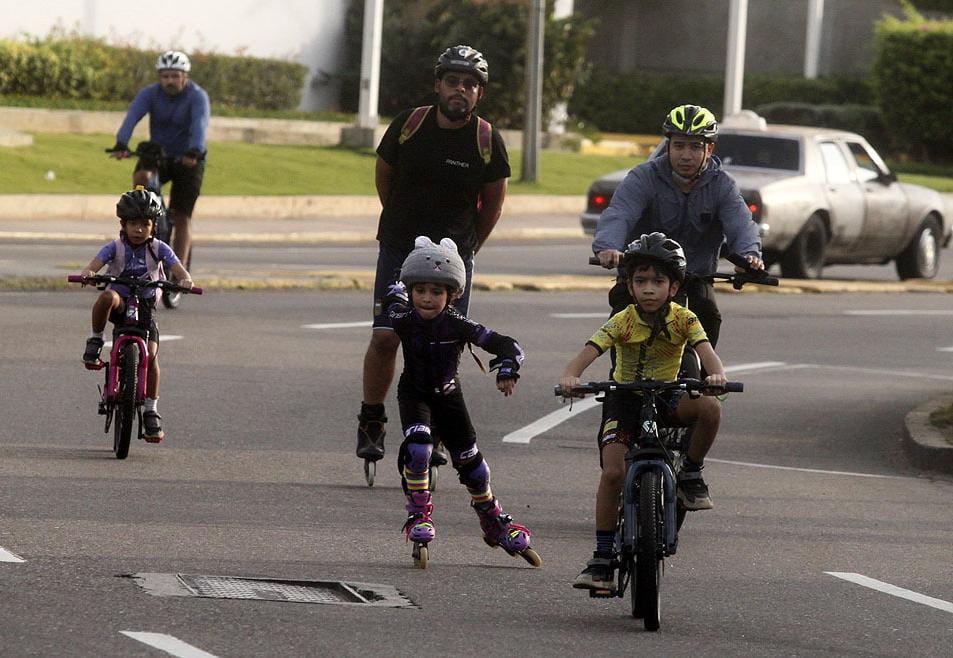 Ciclovía de Maracaibo fomenta la práctica del patinaje recreativo y competitivo 3 WhatsApp Image 2026 08 30 at 1.21.12 PM