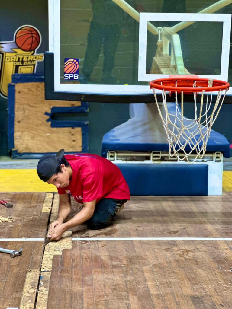 Gobernador Caldera entrega equipos para la climatización total en el gimnasio cubierto ‘Pedro Elías Belisario Aponte’ 7 WhatsApp Image 2026 09 03 at 3.16.42 PM