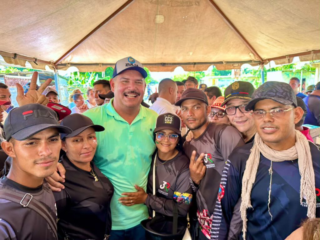 Entregan siete equipos para la producción y distribución de agua potable en cinco parroquias del municipio Baralt 3 WhatsApp Image 2026 09 06 at 11.44.48 AM 1