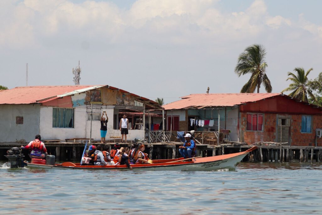 Santa Rosa de Lima volvió a bendecir las aguas del Lago de Maracaibo tras 10 años 6 WhatsApp Image 2026 09 06 at 3.27.46 PM 2