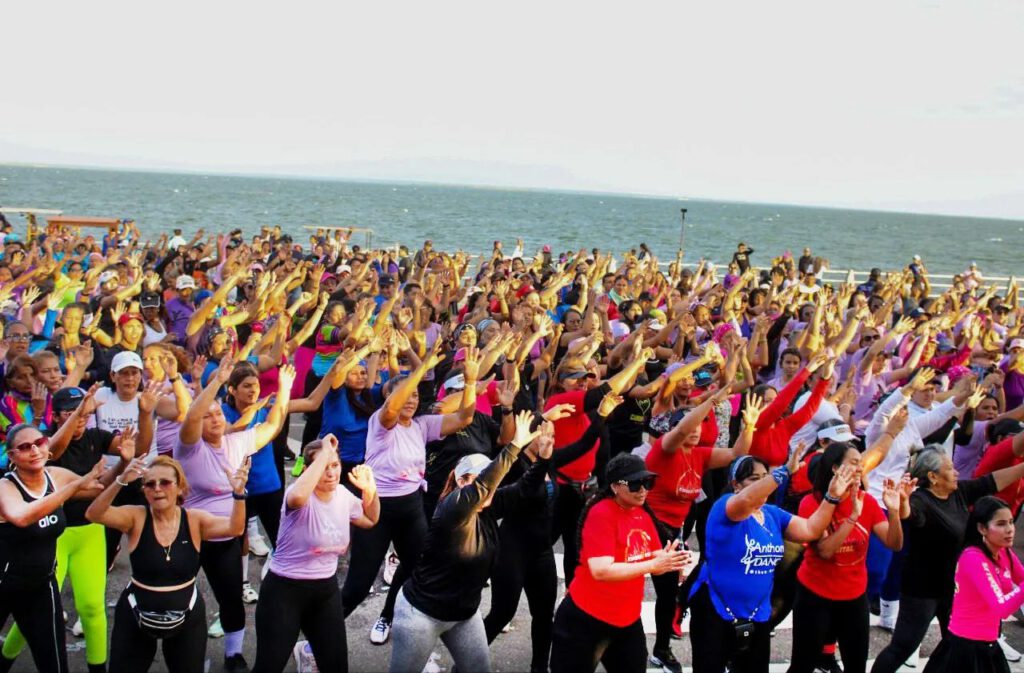 Maracaibo Fitness se viste de rosa este 30oct en la Vereda del Lago 2 WhatsApp Image 2026 10 09 at 2.40.04 PM