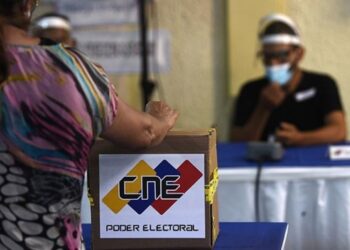 93acaa21772f4d99b1b5fbc67b9a8f87