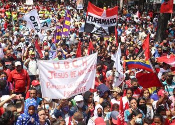 Presidente Maduro llama a una campaña limpia