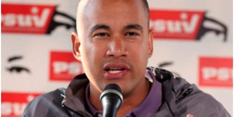 Rodríguez: «No tener una oposición estabilizada hace daño al esfuerzo de unificar y pacificar el país» 1 Héctor Rodríguez, Candidato a la reelección en Miranda.