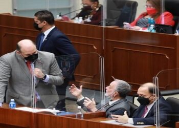 Tribunal de Panamá pide veto presidencial a reformas electorales