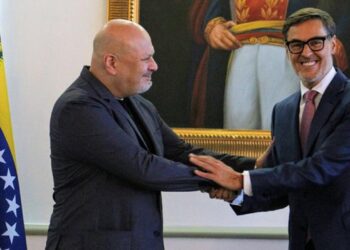 karim khan y felix plasencia 87569