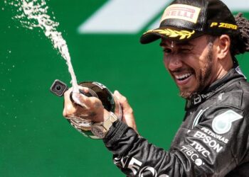 320602c4 0eb6 42f1 ba03 f43840b16c41 16 9 aspect ratio default 0