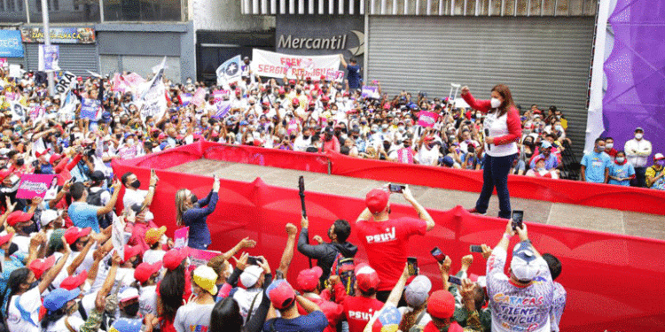 Gran cierre de campaña en Caracas rumbo al 21-N 1 Carmen melendez