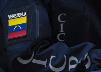 Director CICPC y fachada 4