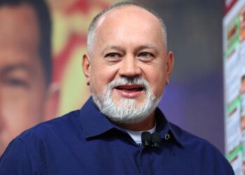 Diosdado chequea maquinaria del GPP