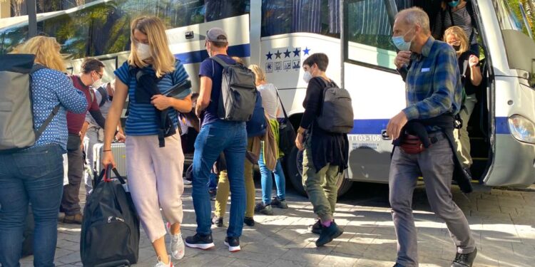 Llegaron al país 34 observadores de la Unión Europea para elecciones del 21-N 1 FERIFL XIAcRrsl 2