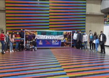 Llegan a Rusia 148 becarios de Fundayacucho