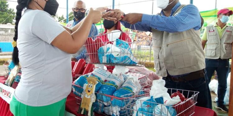 Feria del Campo Soberano Favorece a más de 500 familias de la parroquia El Furrial en Monagas 1 Feria del Campo Soberano Favorece a más de 500 familias de la parroquia El Furrial en Monagas