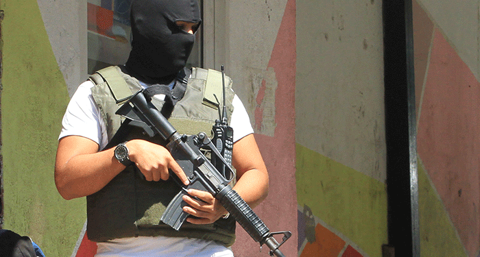 Detienen 3 integrantes de “El Tren de Guayana” en Bolívar 1 MV Funcionarios SEBIN foto Carlos Ramirez 314