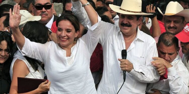 Maduro felicita a Xiomara Castro por su triunfo en Honduras