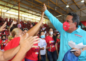 Sector educativo respalda candidatura de Márquez en Trujillo