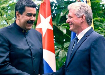 cubaxs president miguel diaz canel xrx and venezuelaxs president nicolas maduro xlx in havanax cubax april 21x 2018 .jpg 1718483347