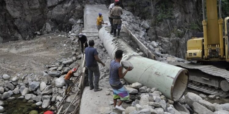 Realizan mantenimiento para nueva toma de agua