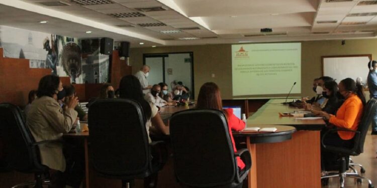 Instalan Comisión Especial para los derechos de los comunicadores populares 1 Los periodistas alternativos estuvieron en la reunión