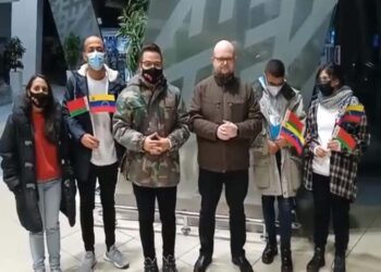 Venezolanos iniciarán estudios académicos en Bielorrusia