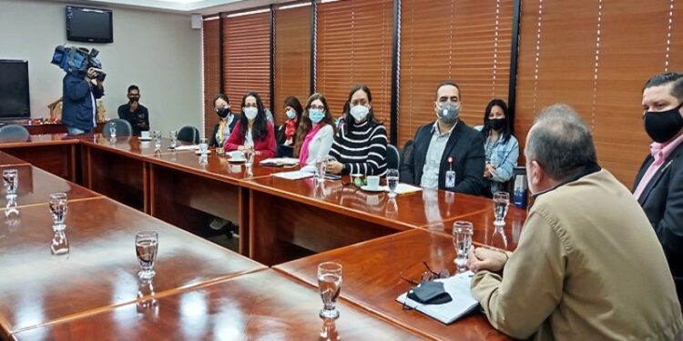 Defensor del pueblo instala mesa de trabajo para atender personas en situación de calle 1 Defensor del pueblo instala mesa de trabajo para atender personas en situación de calle