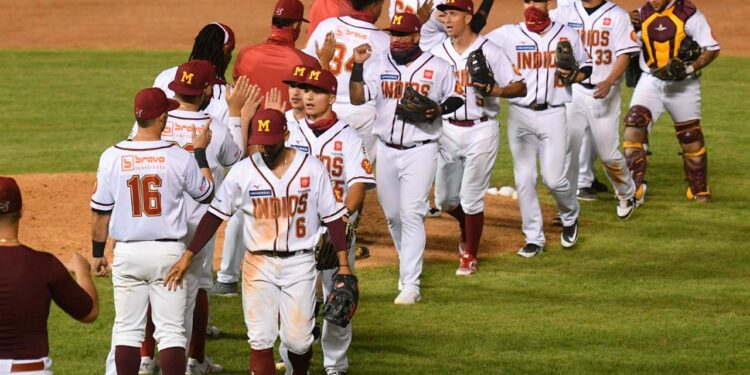 Entre las diversas medidas de prevencion solo se podia entrar a los estadios con certificado de vacunacion