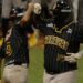 ¡Zapatero! 7-0 da Leones a Tiburones 9 FD9mNJYXoAEXwB1 1