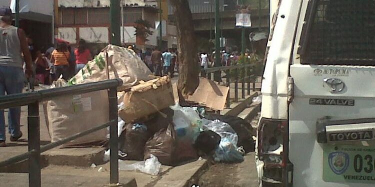 Bolívar: encuentran un feto dentro de una caja de zapatos en El Callao 1 Se presume que el feto tenía cinco meses de gestación