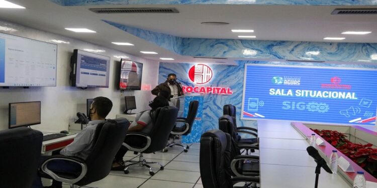 Hidrocapital atiende avería en tubería de agua potable 1 Hidrocapital atiende avería en tubería de agua potable