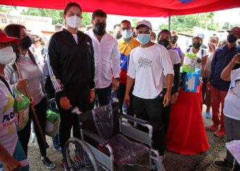 En la jornada también se entregó vivienda y equipos médicos