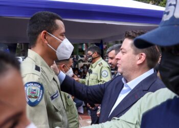 Gustavo Duque: "redujimos un 116% los índices delictivos" 4 Duque aseguró que PoliChacao será la mejor policía de Venezuela