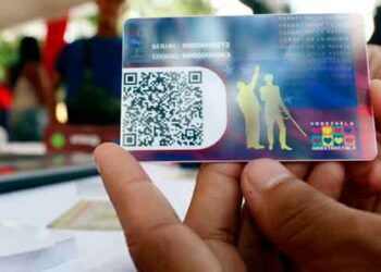 Entrega de cuatro nuevos bonos a empleados públicos