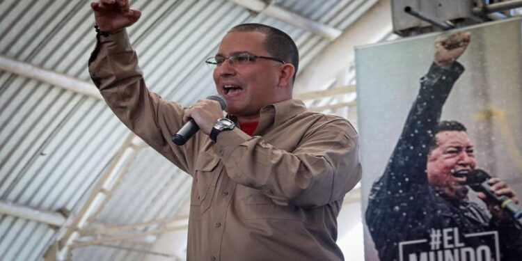 El Ministro de Industrias y Producción Nacional de Venezuela, Jorge Arreaza es el candidato a la gobernación de Barinas.