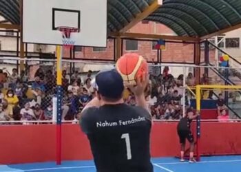 Rehabilitada cancha deportiva en el Valle Caracas