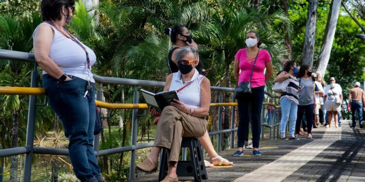 Costa Rica confirmó primer caso de la variante Ómicron 1 Autoridades piden mantener las medidas de bioseguridad para evitar la propagación