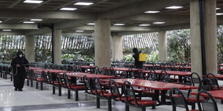 Misión Venezuela ha realizado 11.600.000 jornadas de desinfección en el país 1 Jornada de Desinfección en la UCV