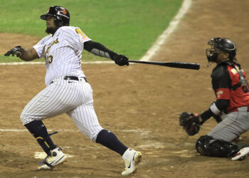 leones caracas hoy cardenales lara en vivo lvbp 2020 2021