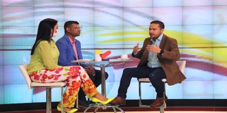 Ricardo Sánchez afirma que el sector privado actualmente juega un papel importante 1 Diputado a la Asamblea Nacional (AN)