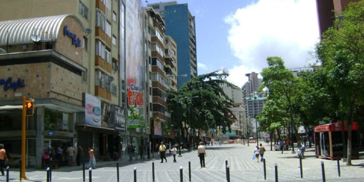 Maduro informó que continuará el 7+7 en el país 1 Seguirá el sistema 7+7 para evitar la evolución del COVID-19