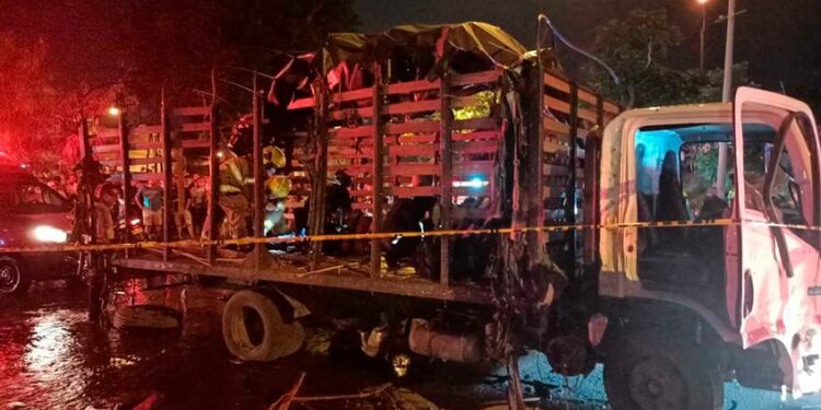 Al menos 11 policías antidisturbios heridos en atentado explosivo en Colombia 1 5ffaefe2bc8c48d9aa9567617c9d20e5 1