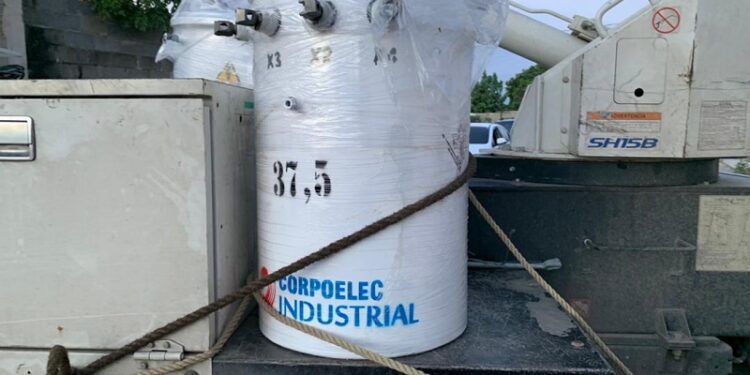 Corpoelec instala transformadores en 4 parroquias de Caracas 1 Corpoelec instala transformadores en 4 parroquias de Caracas