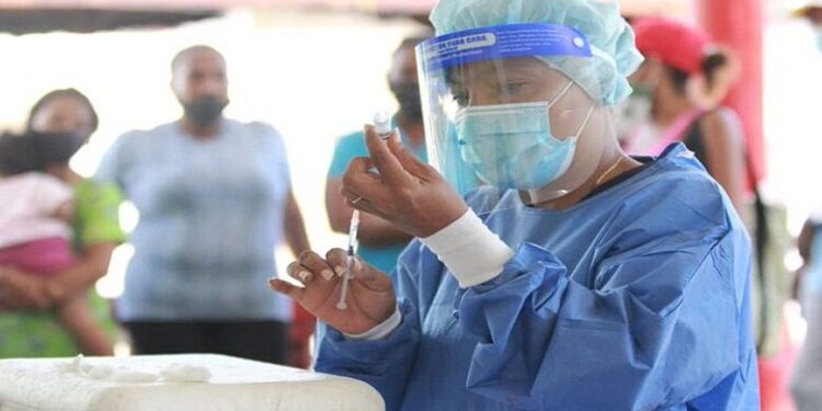 Inició aplicación del refuerzo de la vacuna contra Covid-19 en Miranda 1 Inició aplicación del refuerzo de la vacuna contra Covid-19 en Miranda