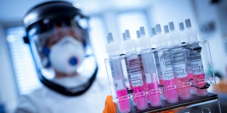 Francia identifica una nueva variante de Covid-19 con más mutaciones que ómicron 1 Esta variante contiene 46 mutaciones, es decir todavía más que ómicron.