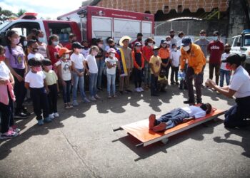 Brigada infantil de Protección Civil inició clases con más de 40 niños
