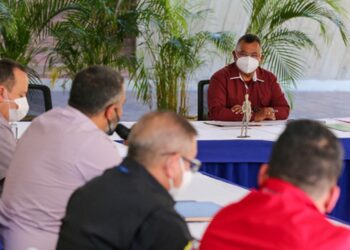 Néstor Reverol, impulsa proyectos para fortalecer servicios públicos en el país