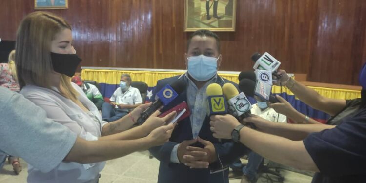 Monagas: CLSEM instala comisión de servicios públicos 1 Reinaldo Astudillo, diputado del estado Monagas.