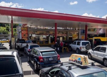 gasolineras cola venezuela kXZF 620x349@abc